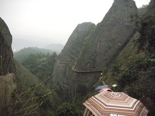 巍峨的崀山風(fēng)景